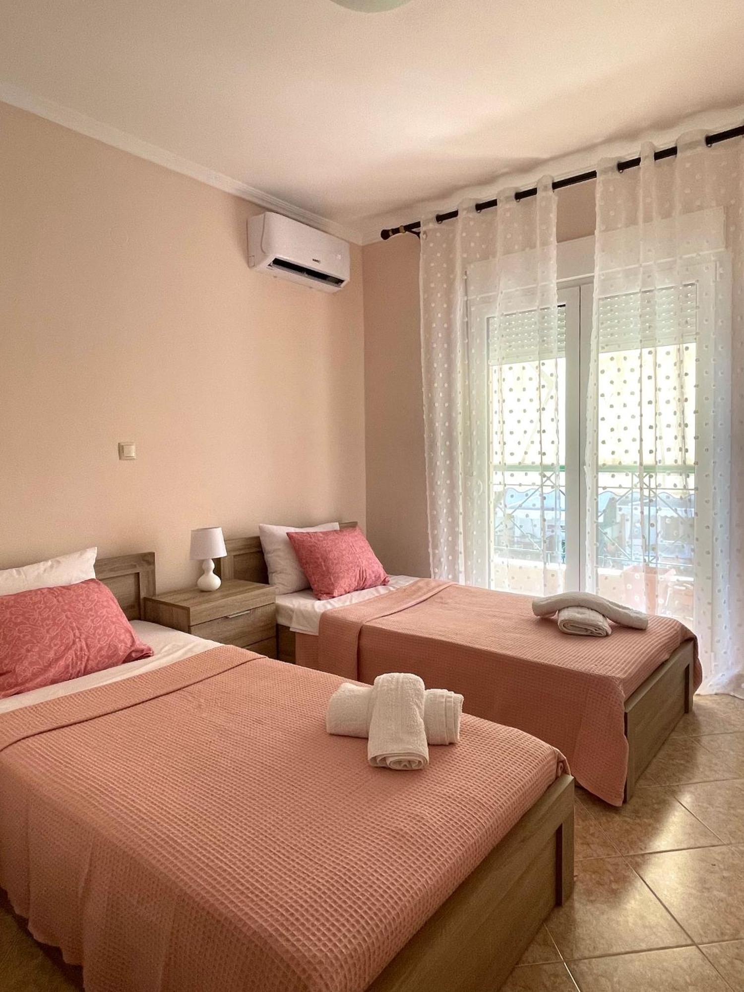Pefkochori Apartments Bagian luar foto
